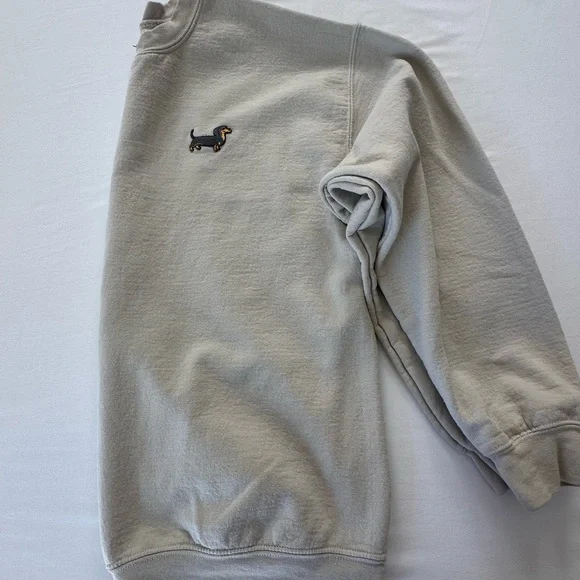 Gildan Cream Crewneck Sweatshirt with Black & Tan Dachshund Patch - Picture 6 of 7
